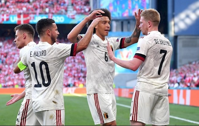 Hazard và De Bruyne lập kỷ lục