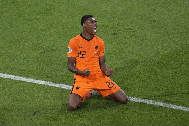 Dumfries có trận thứ 2 liên tiếp ghi bàn cho ĐT Hà Lan ở Euro 2020