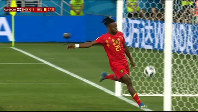 Batshuayi và tai nạn ở World Cup 2018