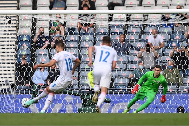 Bài dự thi: Croatia vs CH Czech: Từ hiện tượng cú sút xa đến pha cứa lòng đẳng cấp