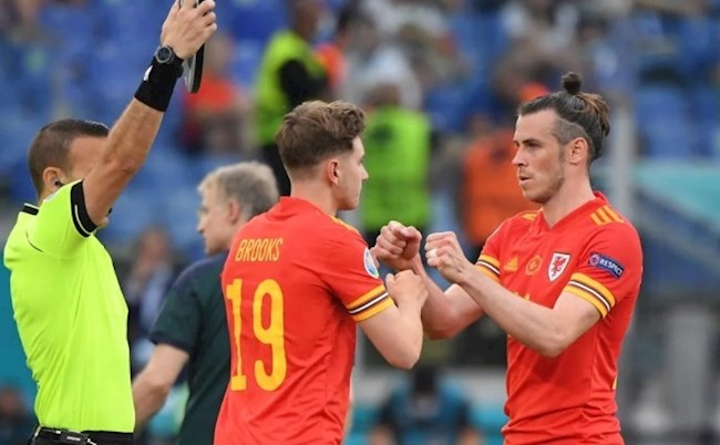 Bale va Brooks Xu Wales