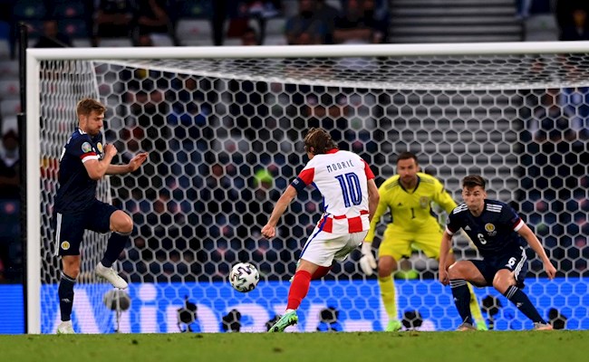 ty so croatia vs scotland-Kết quả Euro 2020 hôm nay 23/6: Luka Modric trivela đẳng cấp, Croatia vươn lên nhì bảng 