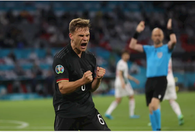 Goretzka cân bằng tỷ số 2-2 cho ĐT Đức