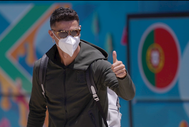 Ronaldo tự tin trước trận gặp Bỉ