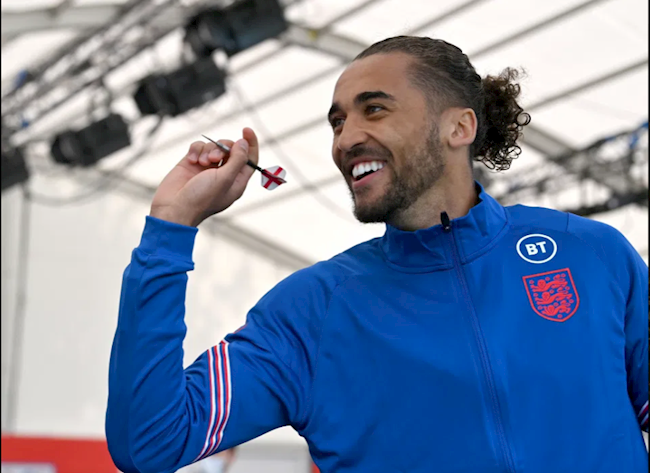 Dominic Calvert-Lewin ưa thích bộ môn phi tiêu