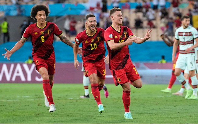 Mổ băng Bỉ 1-0 Bồ Đào Nha: Khác biệt ở cấu trúc đội hình