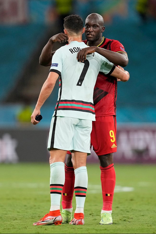 Vẫn yêu Ronaldo như ngày đầu tiên! 3