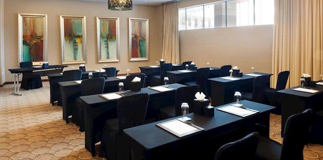 Khách sạn khách sạn Crowne Plaza Dubai Festival City