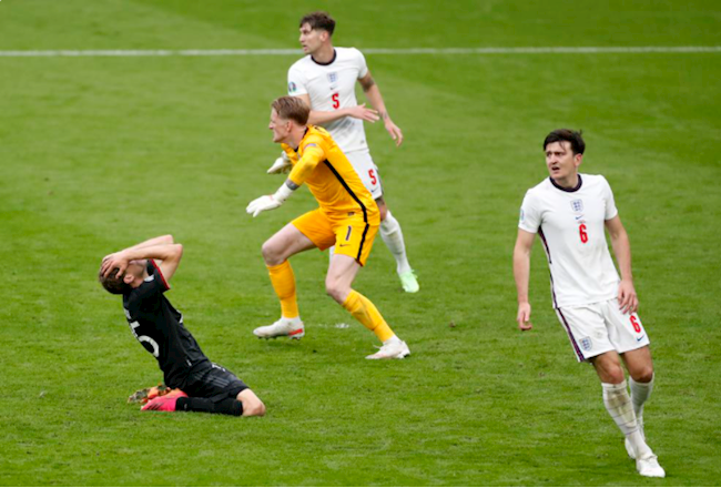 Tình huống bỏ lỡ của Thomas Muller