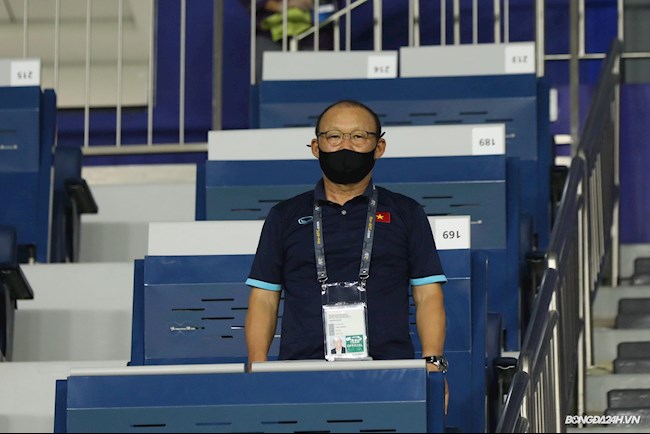 Bỏ trận UAE - Malaysia, HLV Park Hang Seo đi xem giò đối thủ Indonesia