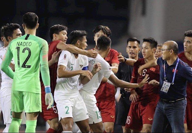 Văn Hậu vs Indonesia Văn Hậu vs Indonesia