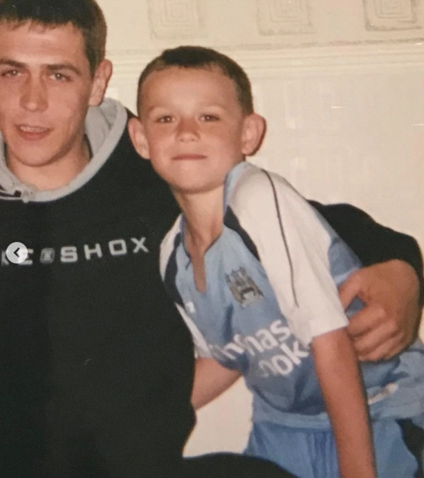 Phil Foden khi còn nhỏ