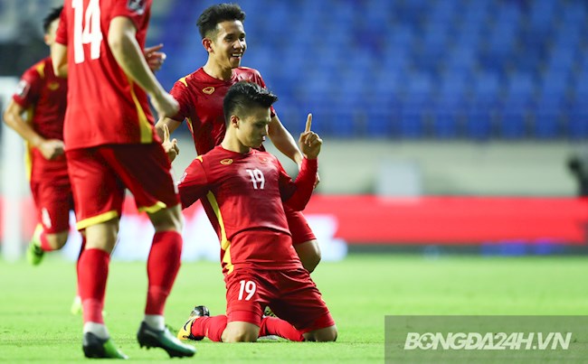 Quang Hải dẫn đầu danh sách bình chọn của AFC tại bảng B