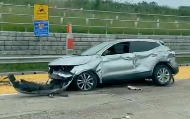 Maitland-Niles gặp tai nạn nghiêm trọng Maitland-Niles gặp tai nạn nghiêm trọng