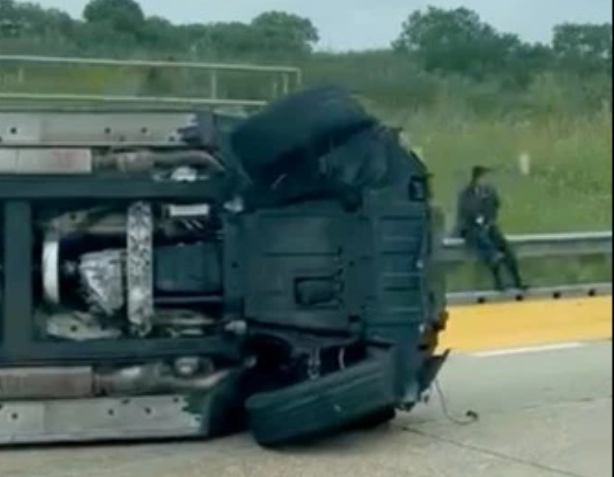 Maitland-Niles gặp tai nạn nghiêm trọng Maitland-Niles gặp tai nạn nghiêm trọng