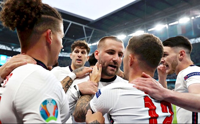 Sao MU ghi bàn đúng ngày sinh nhật