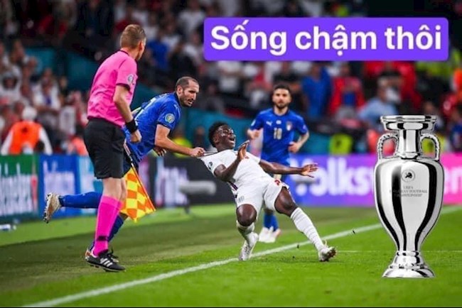 Không nhịn được cười với loạt ẢNH CHẾ sau trận chung kết Euro 2020