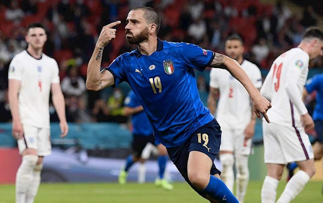 Người hùng ĐT Italia đi vào lịch sử sau trận chung kết EURO 2020 hình ảnh