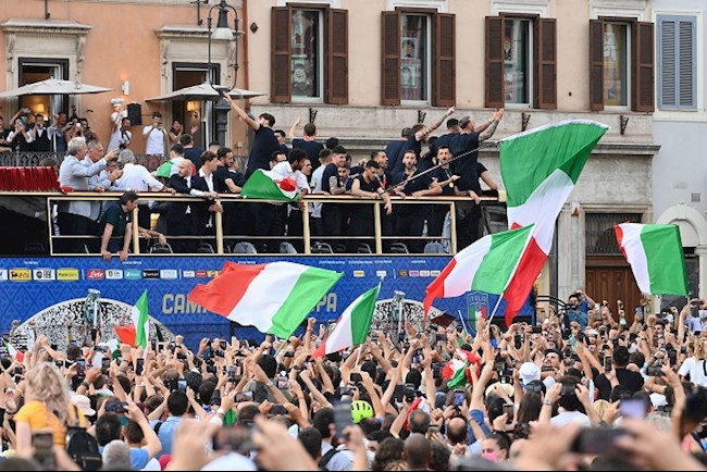Italia ăn mừng chức vô địch Euro 2020 tại quê nhà