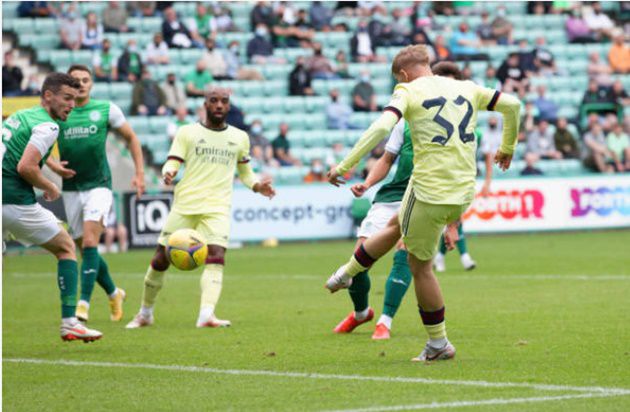 Arsenal bất ngờ để thua 1-2 trước Hibernian