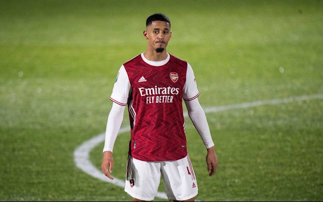 Nhìn thấy gì từ sự thất bại của William Saliba ở Arsenal?