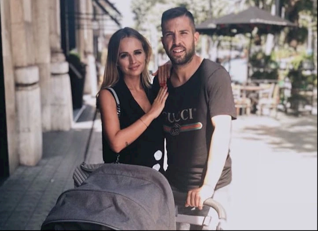 Hình ảnh về bạn gái của Jordi Alba Hình ảnh về bạn gái của Jordi Alba