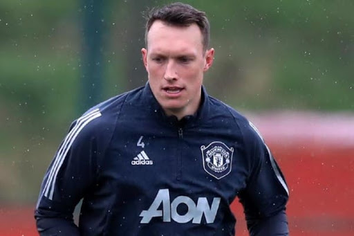 Phil Jones điên cuồng tập luyện để hy vọng được ra sân ở mùa giải tới