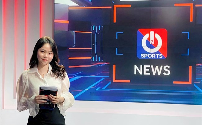 Bạn gái cũ Quang Hải bất ngờ trở thành MC thể thao