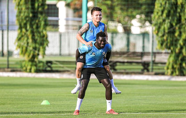 CLB Hà Nội cho quân nghỉ tới hết tháng 8 hình ảnh