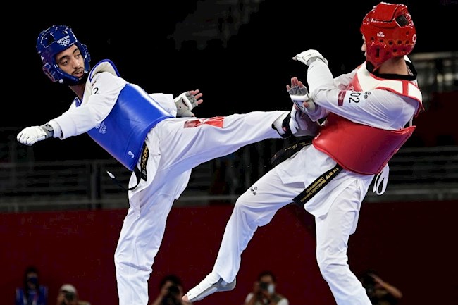 Bruno Fernandes phiên bản võ sĩ, Mohamed Khalil Jendoubi