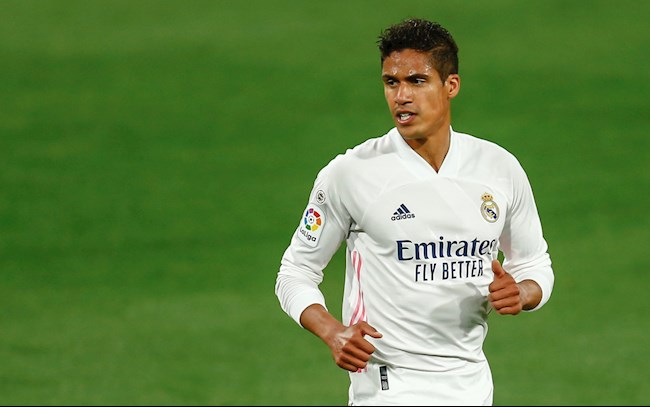 Raphael Varane đến Man United: Rời bỏ vùng an toàn