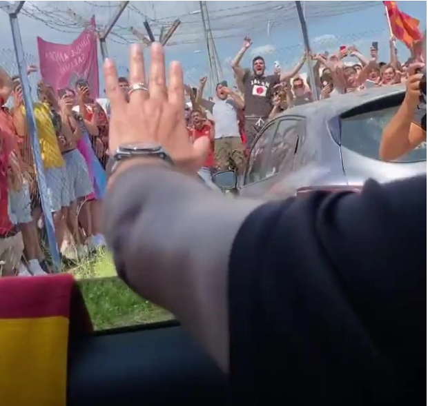 NHM Roma chào đón Mourinho