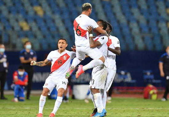 Đánh bại Paraguay trên chấm 11m, Peru đã giành vé vào bán kết Copa America 2021 Đánh bại Paraguay trên chấm 11m, Peru đã giành vé vào bán kết Copa America 2021