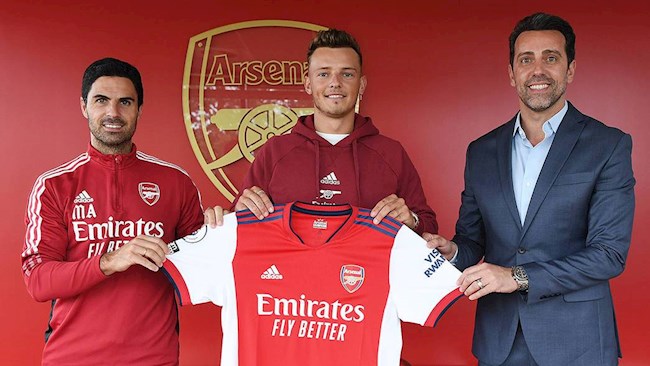 Arsenal chiêu mộ thành công Ben White Arsenal chiêu mộ thành công Ben White