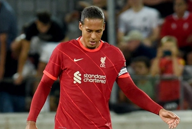 Virgil van Dijk trở lại thi đấu sau 9 tháng dưỡng thương Virgil van Dijk trở lại thi đấu sau 9 tháng dưỡng thương