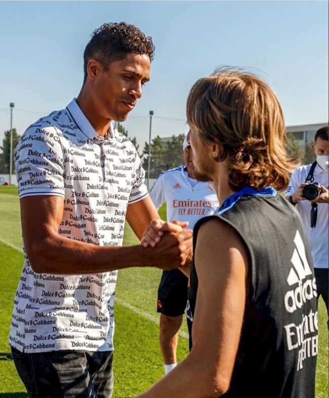 Varane nói lời tạm biệt Luka Modric Varane nói lời tạm biệt Luka Modric