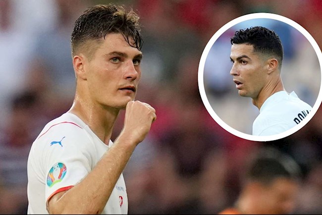 Cùng có 5 bàn, vì sao Patrik Schick vẫn xếp sau Cristiano Ronaldo?