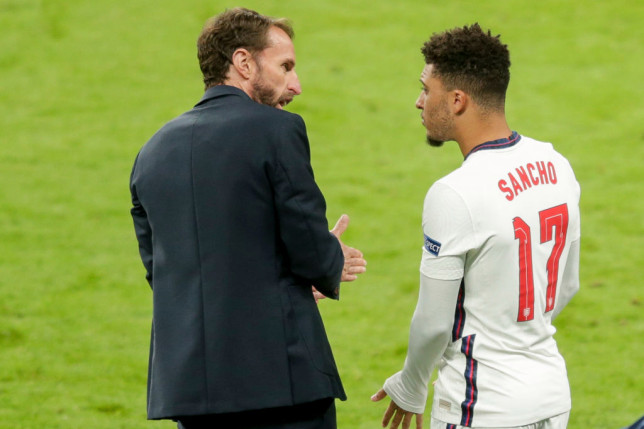 Vì sao tiền vệ Jadon Sancho đá chính trước Ukraine?