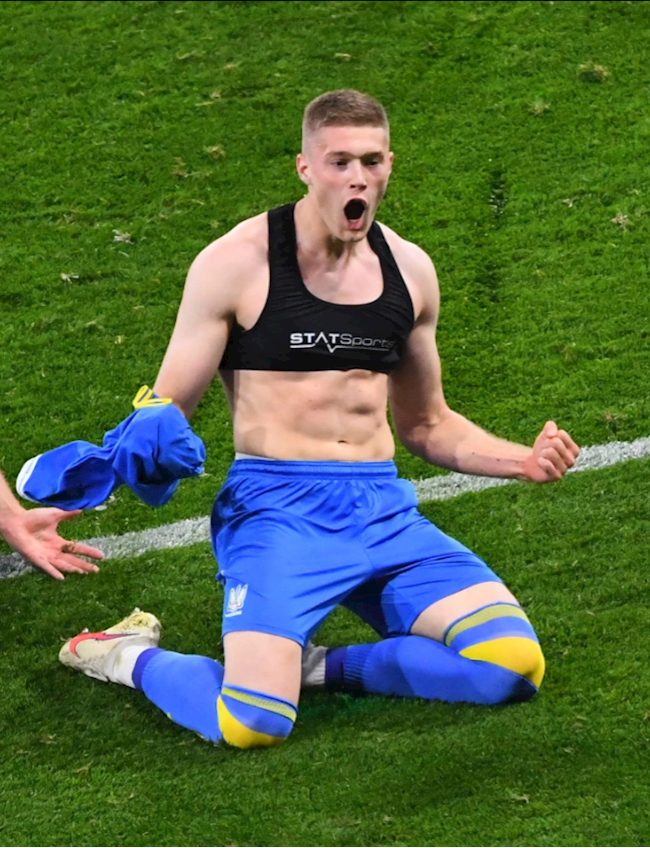 Áo lót thể thao của các cầu thủ Ukraine