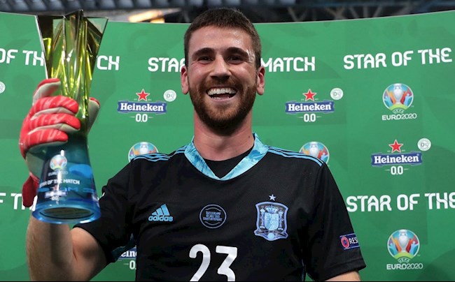 Unai Simon tiếp tục là chỗ dựa vững chắc của Tây Ban Nha Unai Simon tiếp tục là chỗ dựa vững chắc của Tây Ban Nha