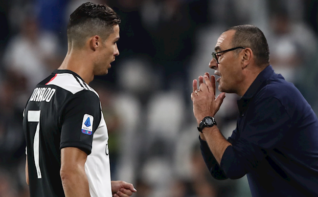 Sarri: Ronaldo rất khó bảo
