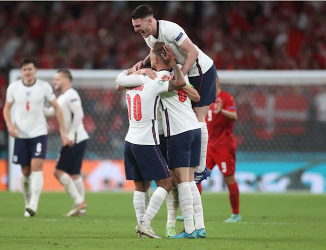 Anh đánh bại Đan Mạch 2-1 sau 120 phút thi đấu Anh đánh bại Đan Mạch 2-1 sau 120 phút thi đấu