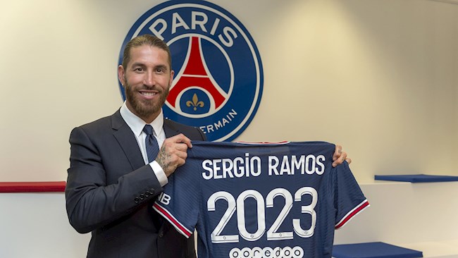 Sergio Ramos ký họp đồng 2 năm với PSG