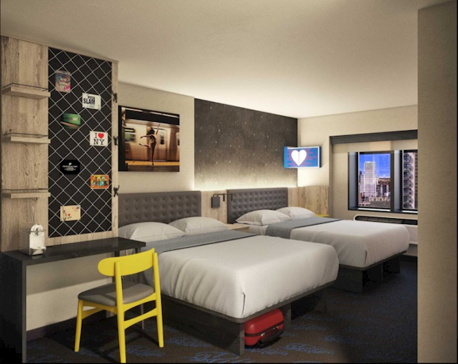 Ronaldo khai trương khách sạn mới