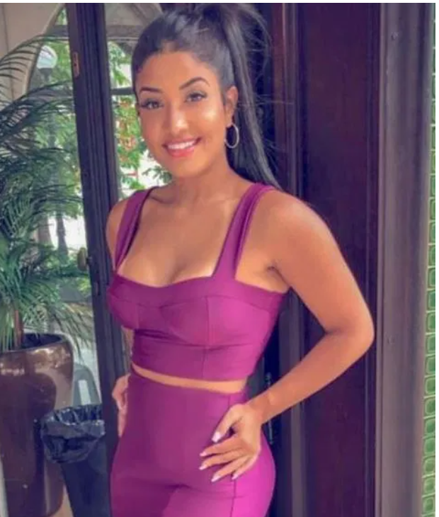 Thaiany Xavier là bạn gái của Emerson, người đẹp thường xuyên đăng ảnh gợi cảm trên trang cá nhân khiến cánh mày râu đứng ngồi không yên.