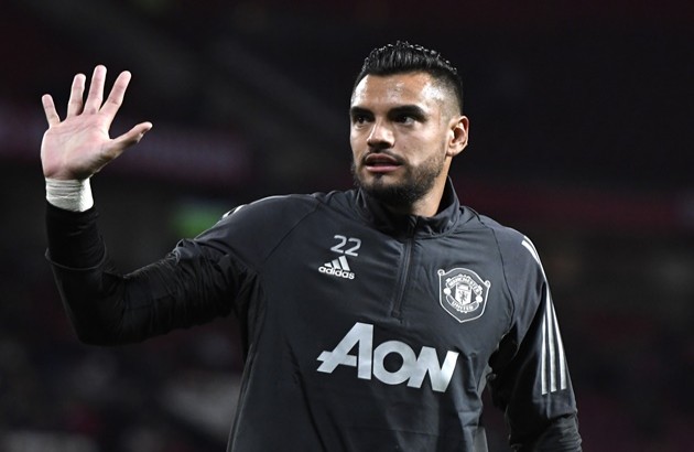 Sergio Romero có bến đỗ mới