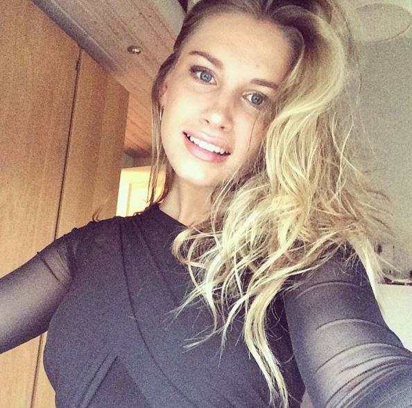 Cecilie Porsdal (Bạn gái của Joachim Andersen): Cầu thủ người Đan Mạch đến Crystal Palace từ Lyon với giá 15 triệu bảng, anh đã mang theo dô bạn gái 24 tuổi Cecilie Porsdal tới Anh. Hai người từng tận hưởng kỳ nghỉ ở Hy Lạp trước khi cùng tới xứ sở s