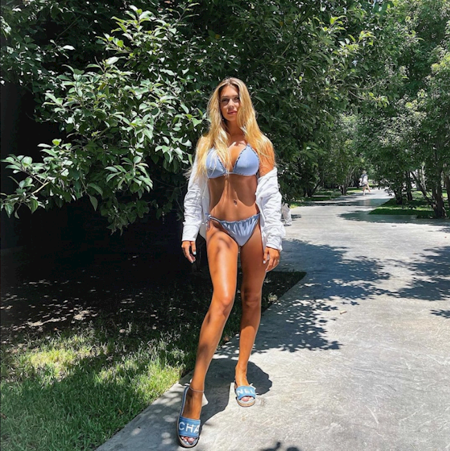 Cùng chiêm ngưỡng nhan sắc của Christina