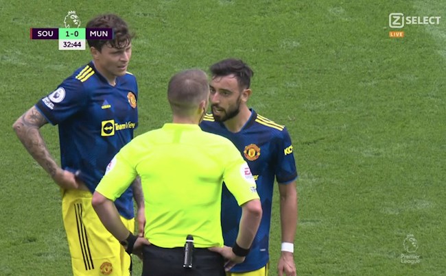 MU nhận bàn thua vì luật mới của giải Ngoại hạng