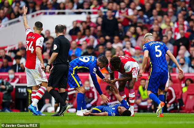 Reece James không gặp vấn đề gì sau pha va chạm